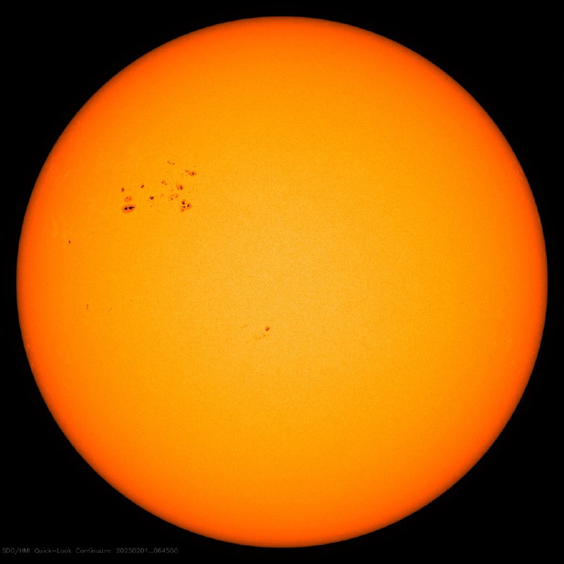 Корональная дыра на Солнце: новые снимки от SDO
