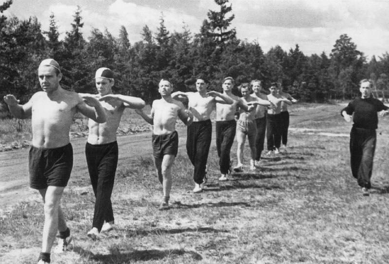 Отряд космонавтов: 65 лет истории и достижений