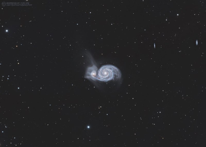 Галактика Водоворот: Взаимодействие NGC 5194 и NGC 5195