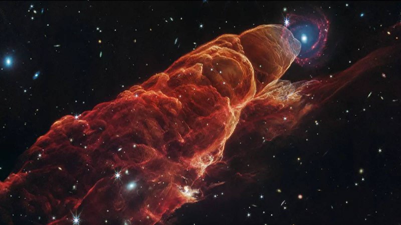 Завораживающие снимки космического хвоста