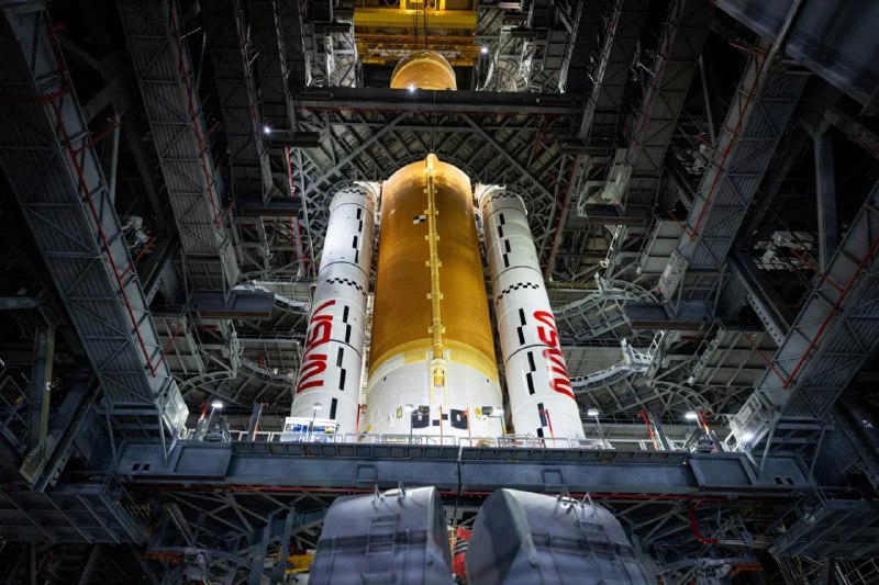 NASA разрабатывает защиту экипажа Artemis II от солнечных бурь