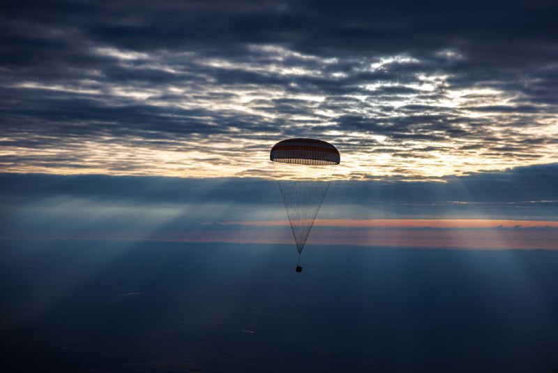 Экспедиционная фотосъемка и эмоции при космическом спуске