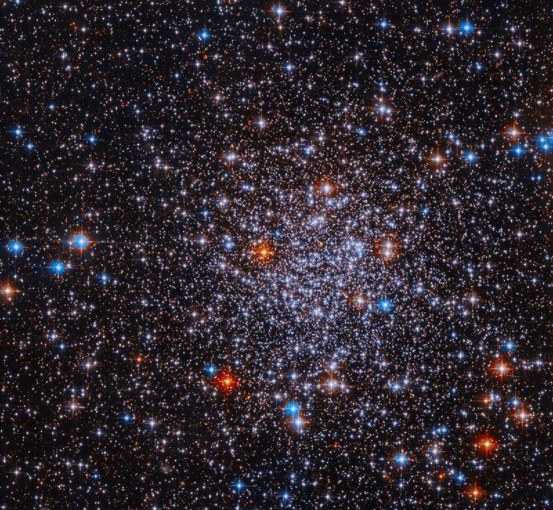 Первое Детальное Фотографирование Классического Скопления Palomar 8 Телескопом Хаббл