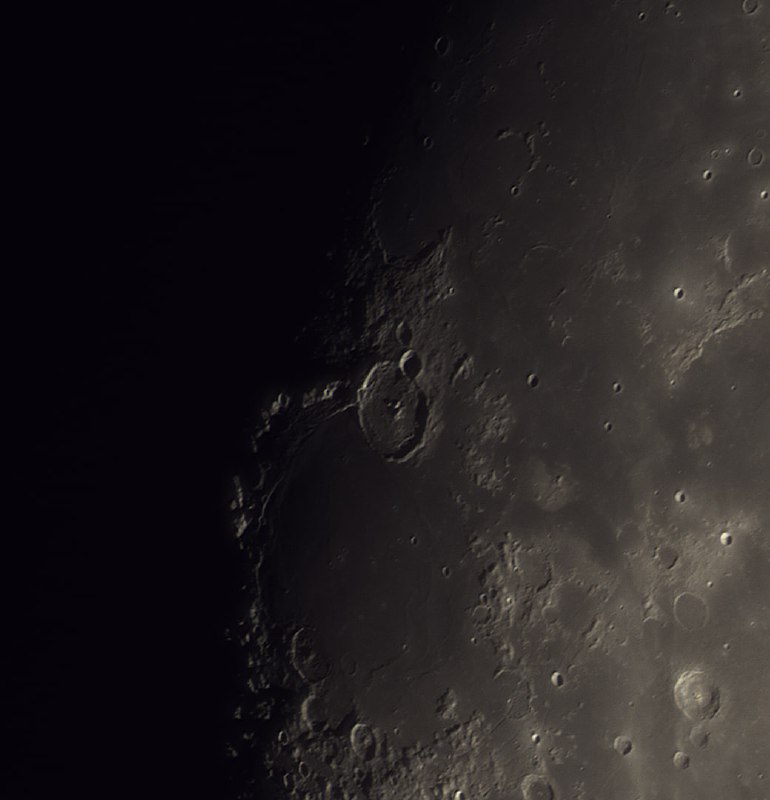 Обзор фотосъёмки лунных кратеров с помощью телескопа Celestron